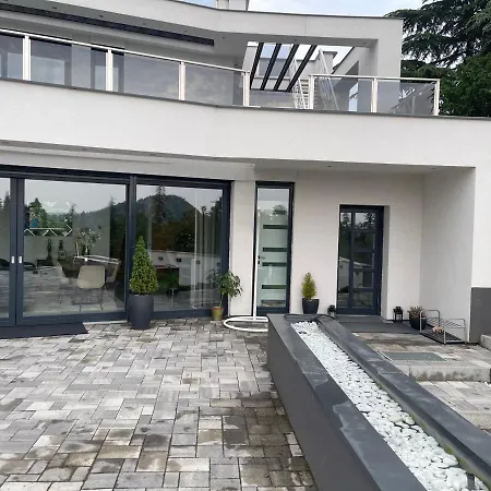 Вилла Luxurious Panorama House With Pool And Sauna *